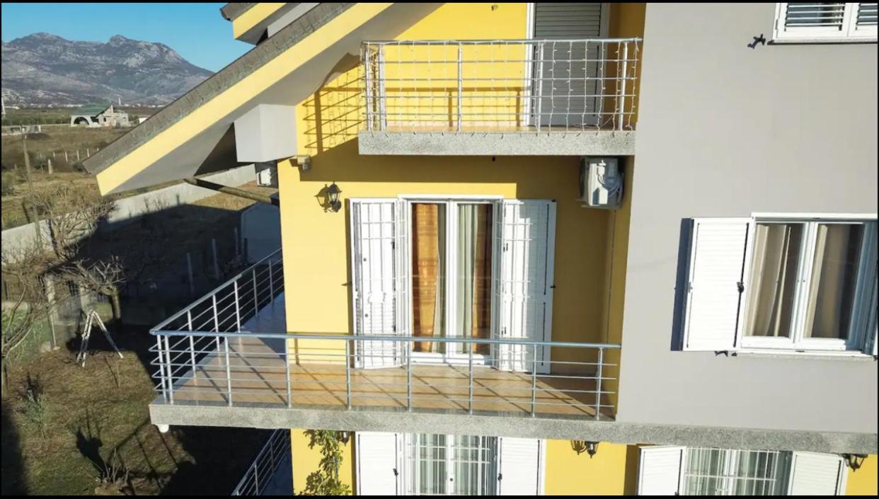 Hotel Villa Linda شكودر المظهر الخارجي الصورة