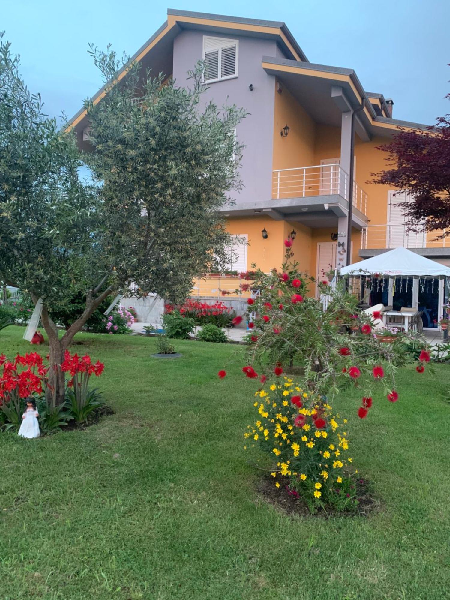 Hotel Villa Linda شكودر المظهر الخارجي الصورة