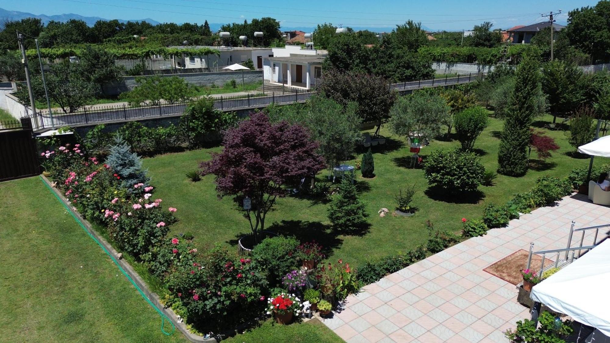 Hotel Villa Linda شكودر المظهر الخارجي الصورة
